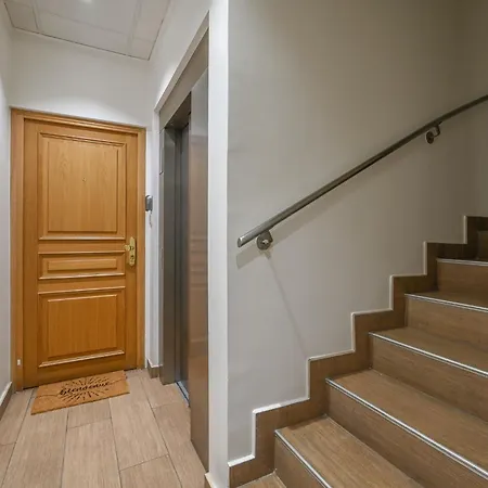 Apartment Opera 2 *